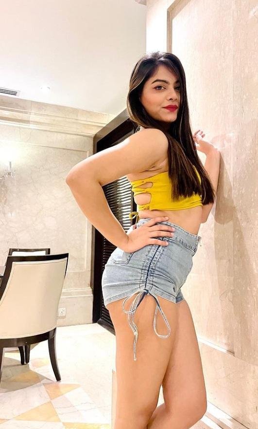 Paharganj call girl service